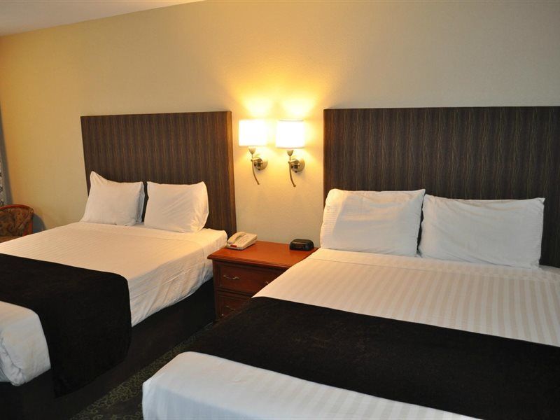 Vagabond Inn Bishop Bagian luar foto