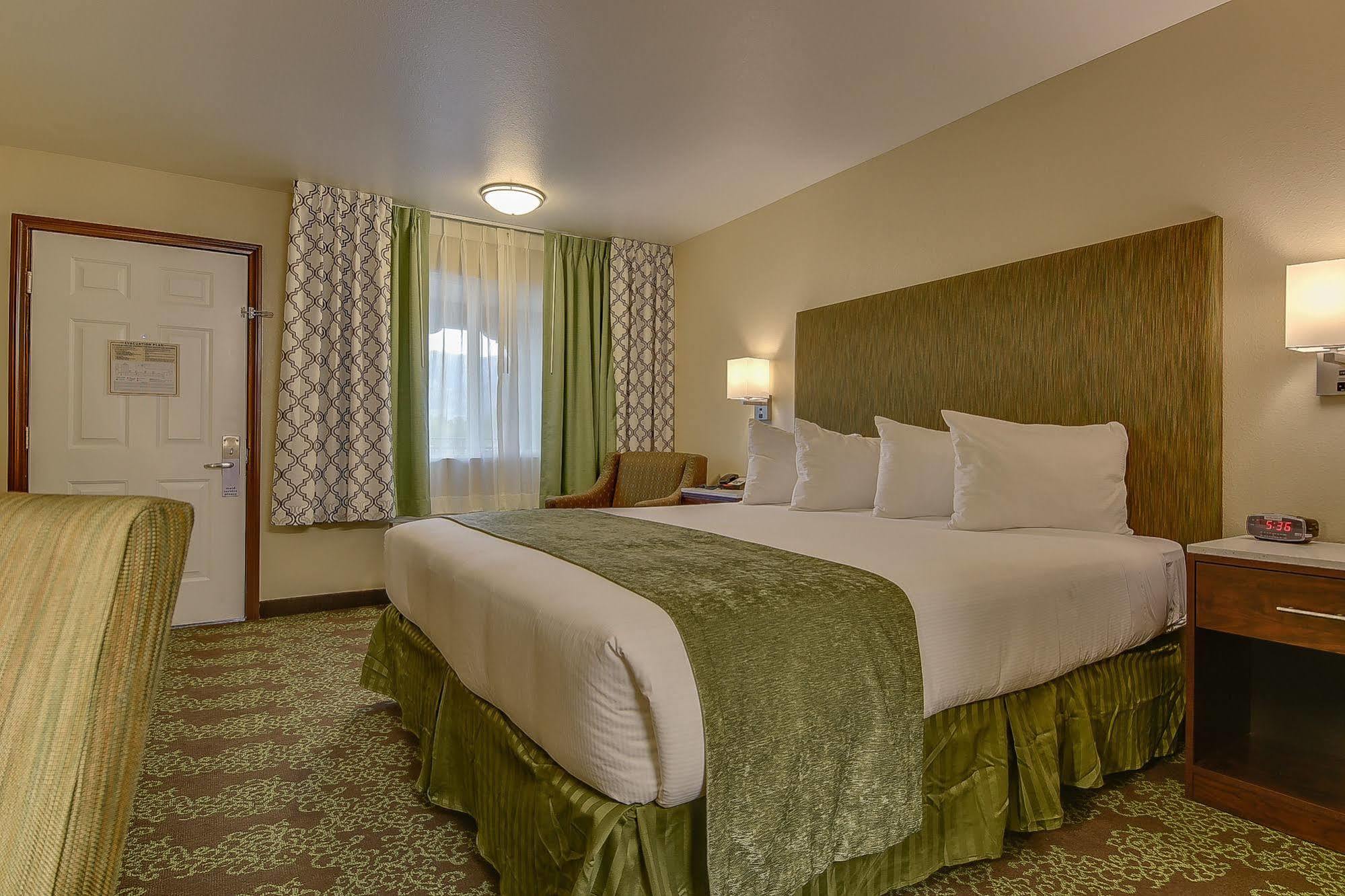 Vagabond Inn Bishop Bagian luar foto